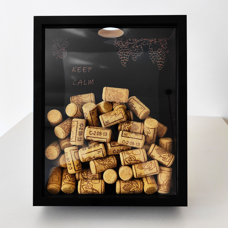 Red Wine Cork Display Frame Wo - Vintage Collectible Bottles recension och pris